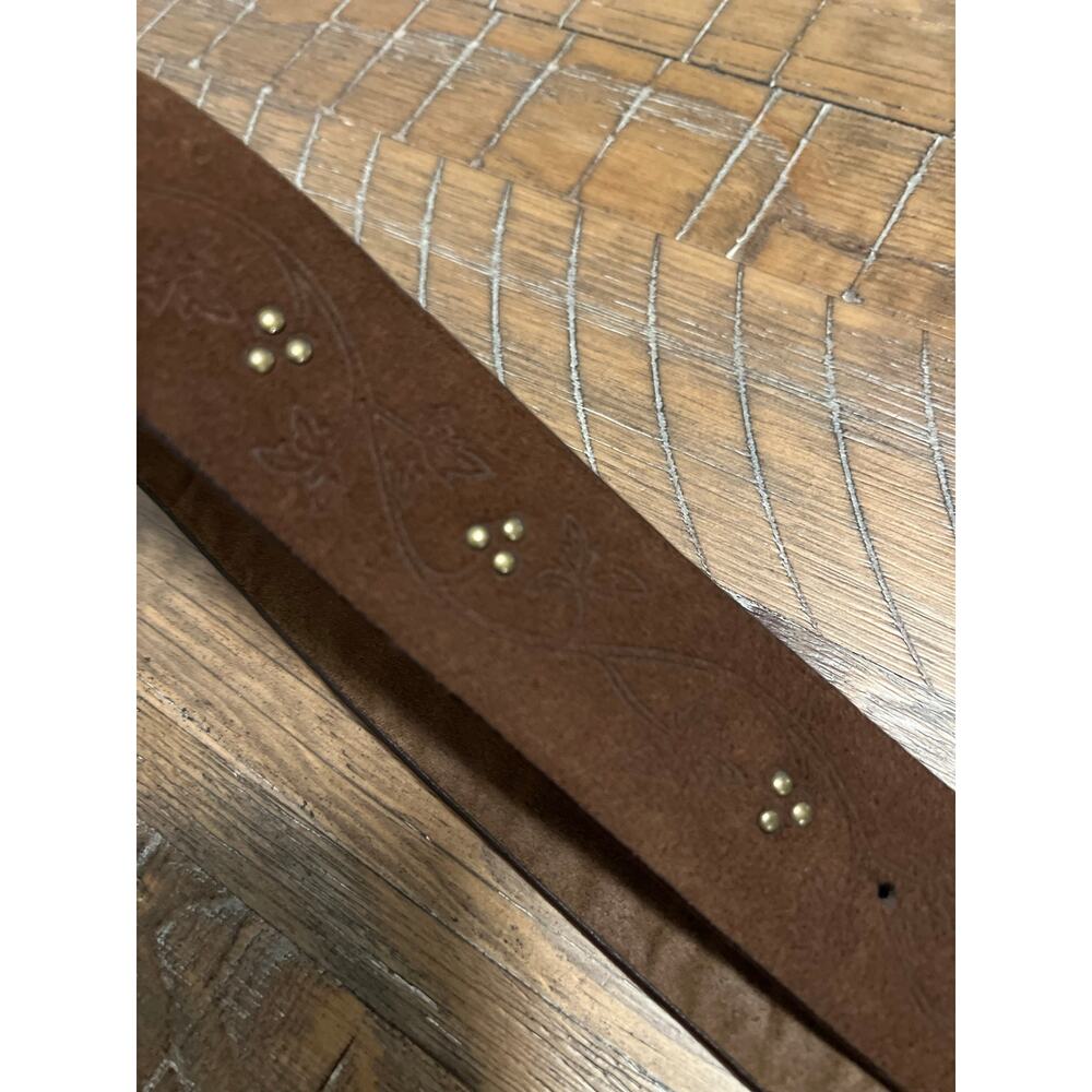Brown Leather Belt with Unique Belt Buckle Size Large Studded Etched Strap Boho - Picture 4 of 7